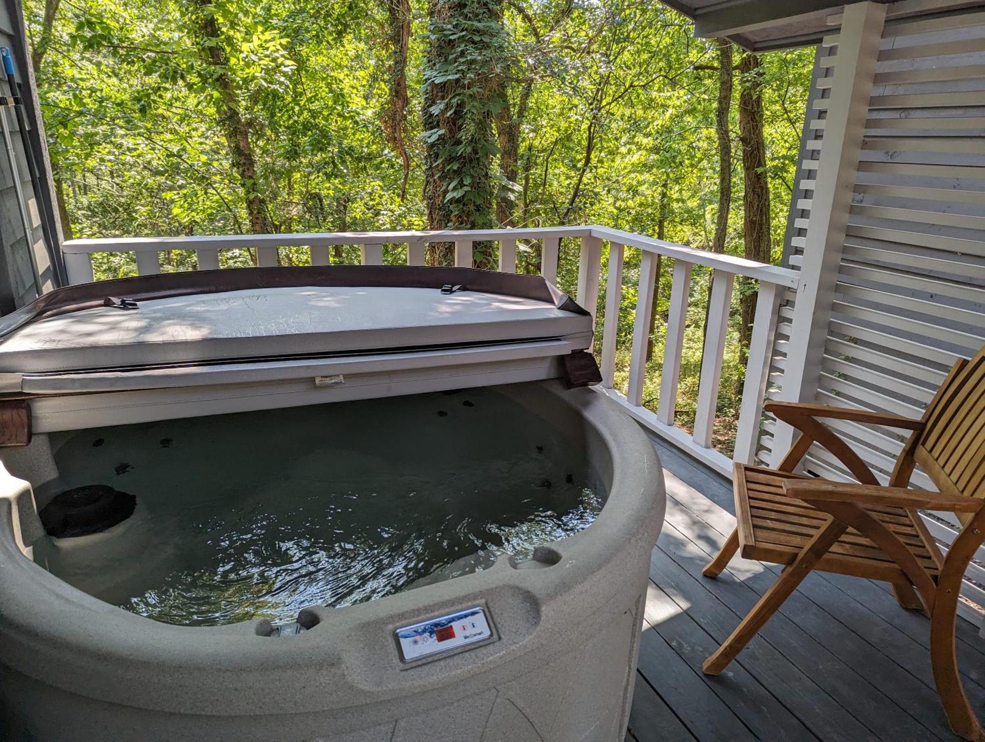 Adventure Cabin 5 - King W Private Hot Tub Villa Eureka Springs Luaran gambar